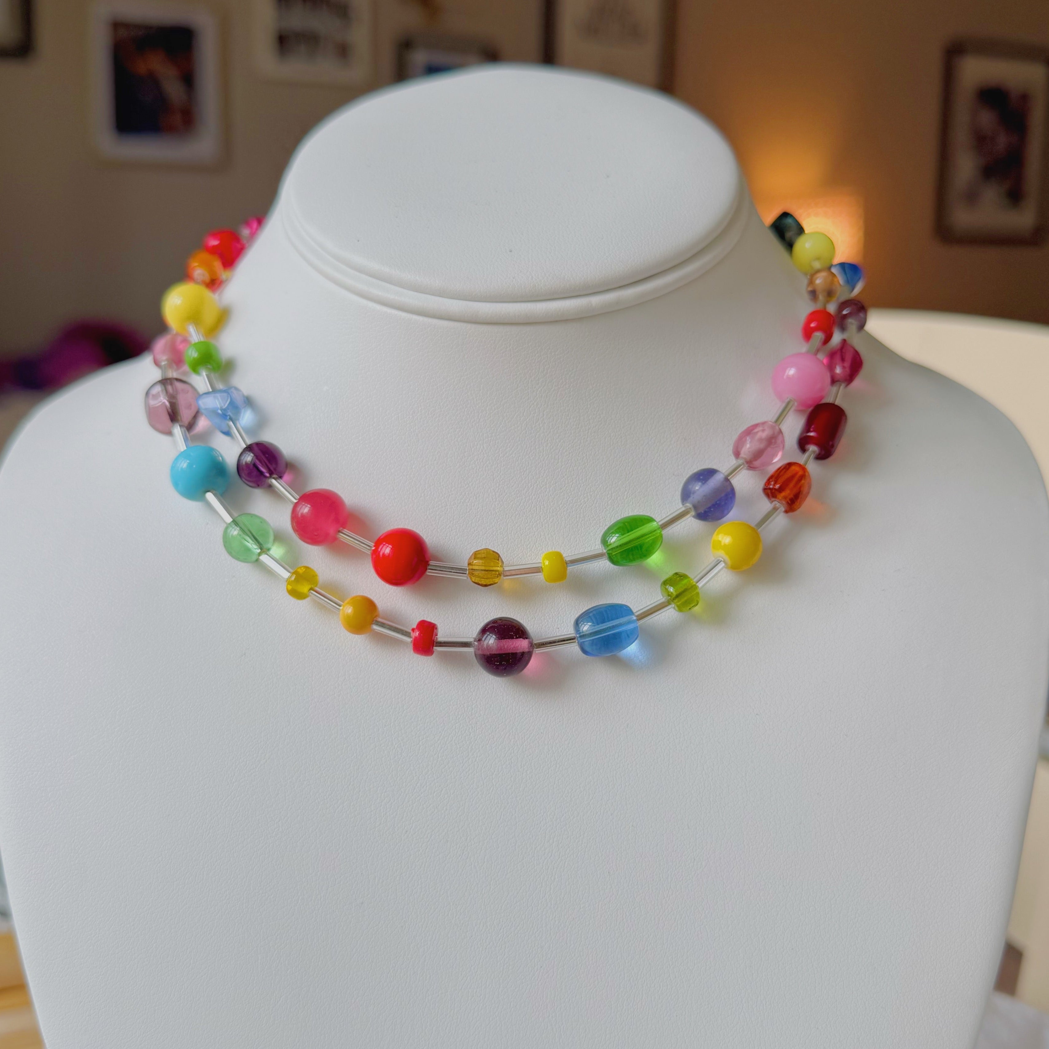 BRILLIANT COLORS NECKLACE