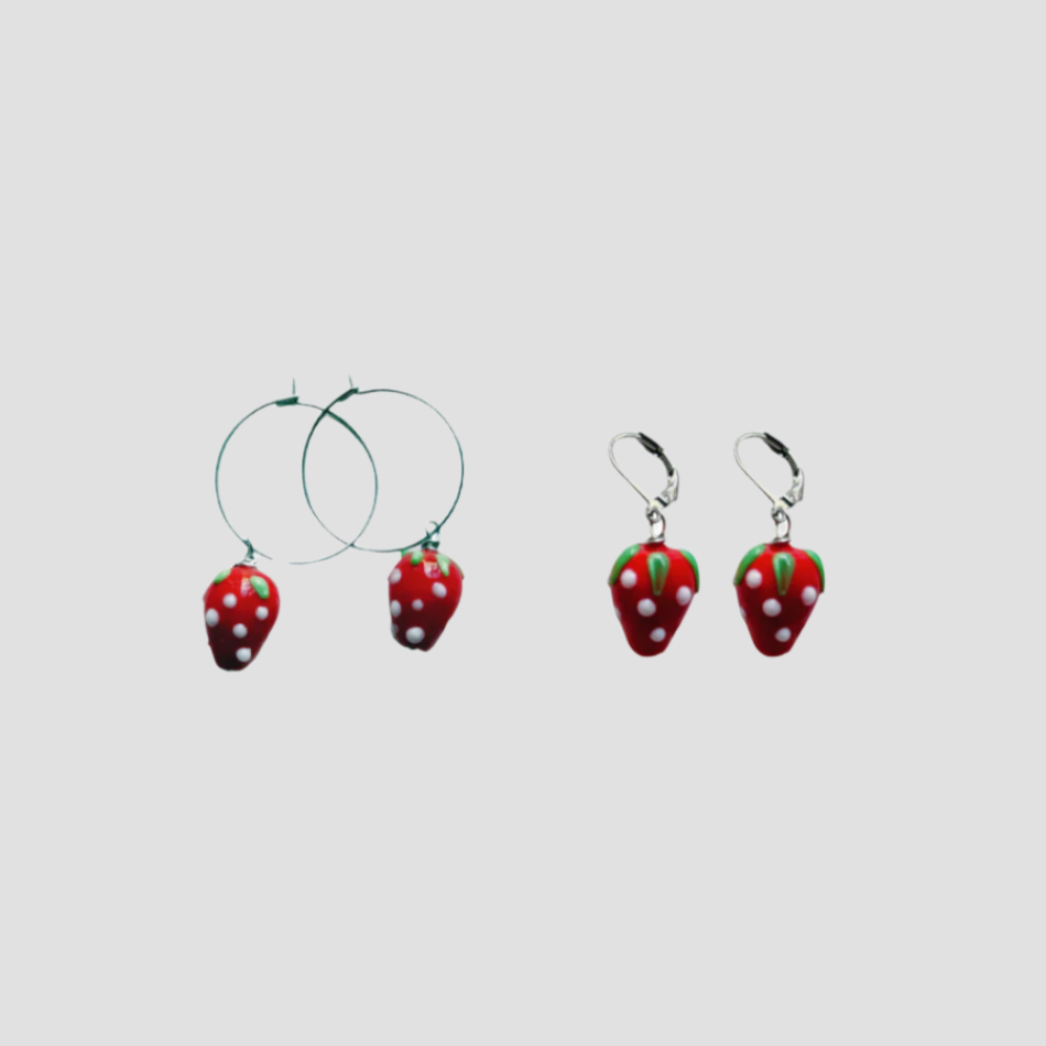 STRAWBERRY EARRINGS