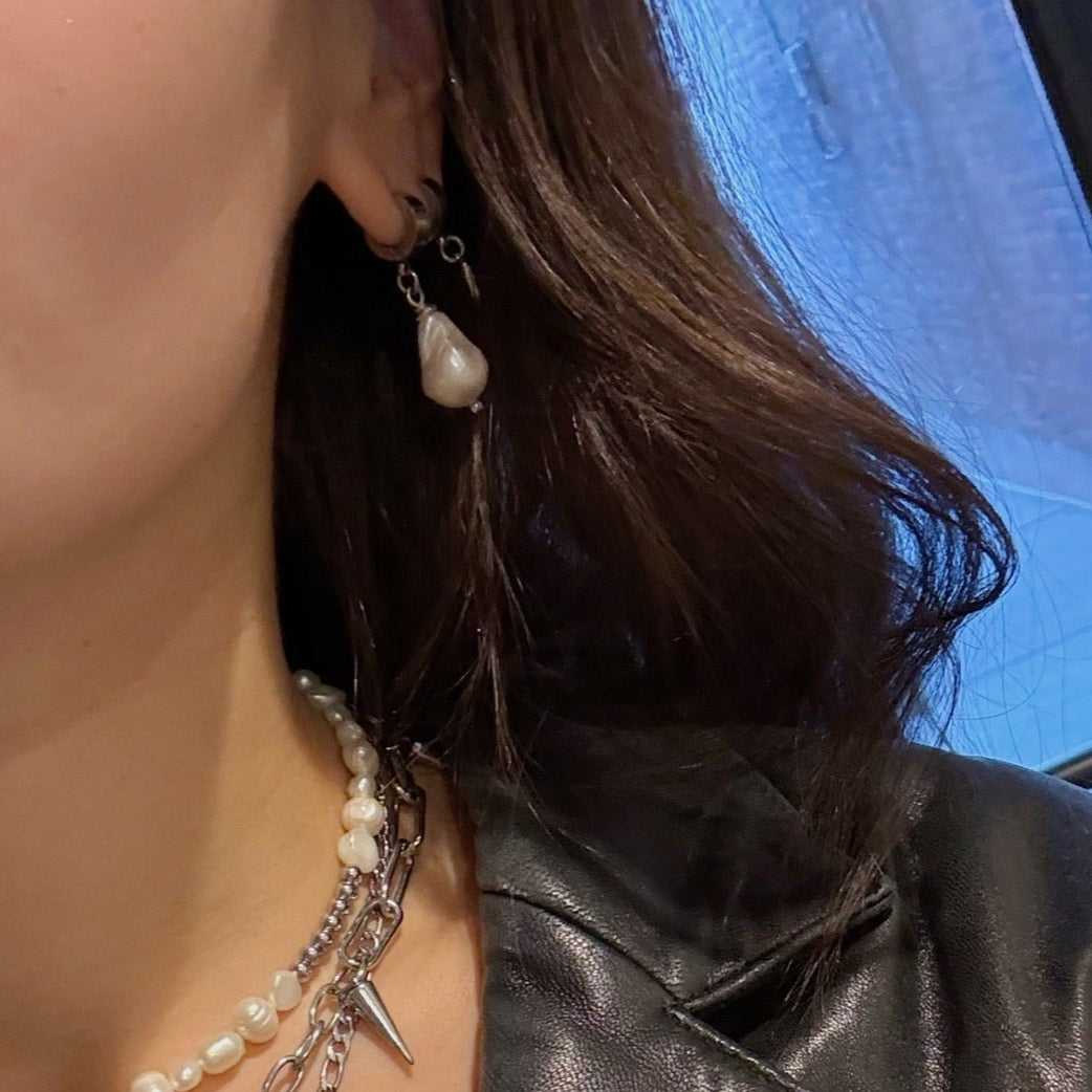 BAROQUE PEARL EARRINGS
