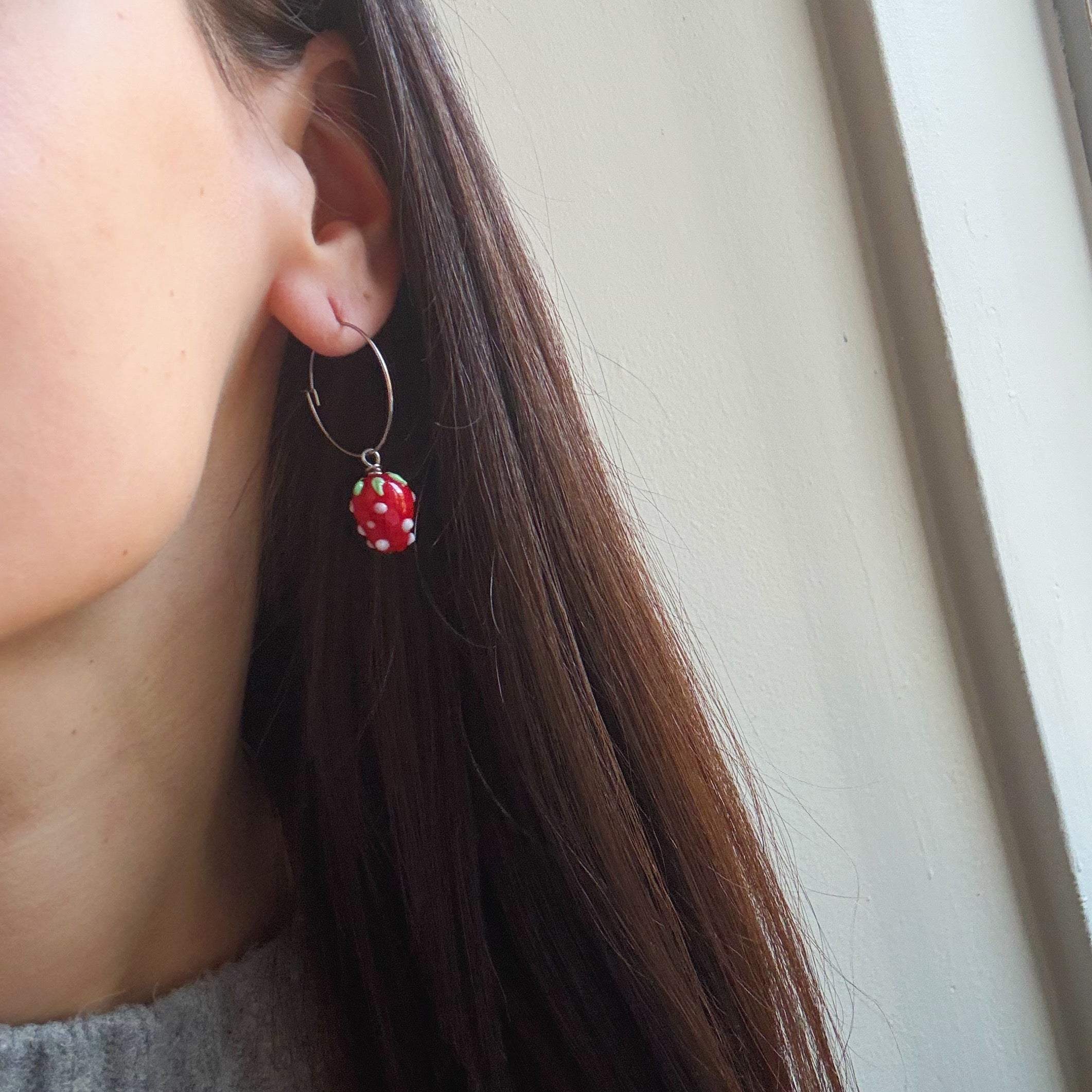 STRAWBERRY EARRINGS