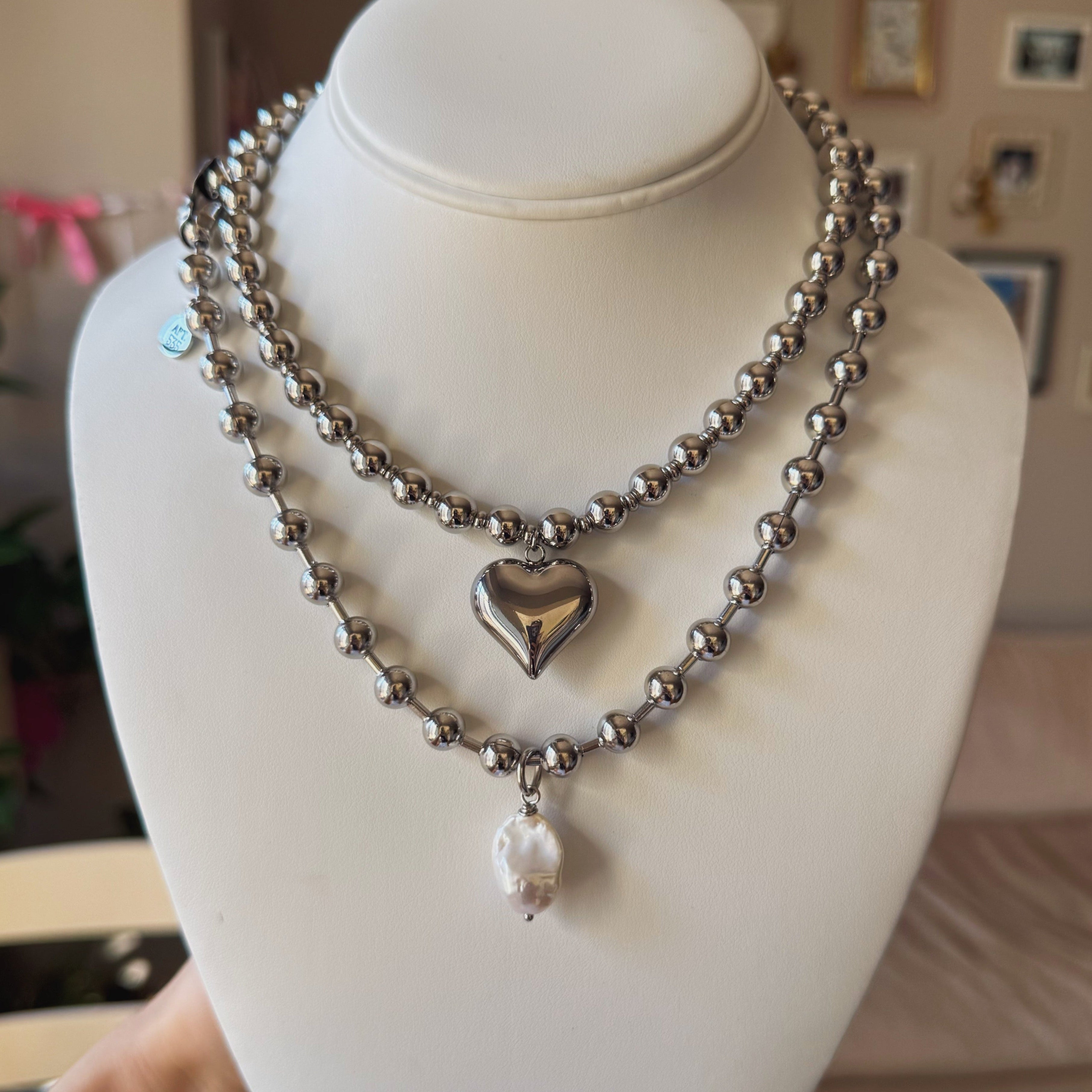 STEEL x HEART NECKLACE