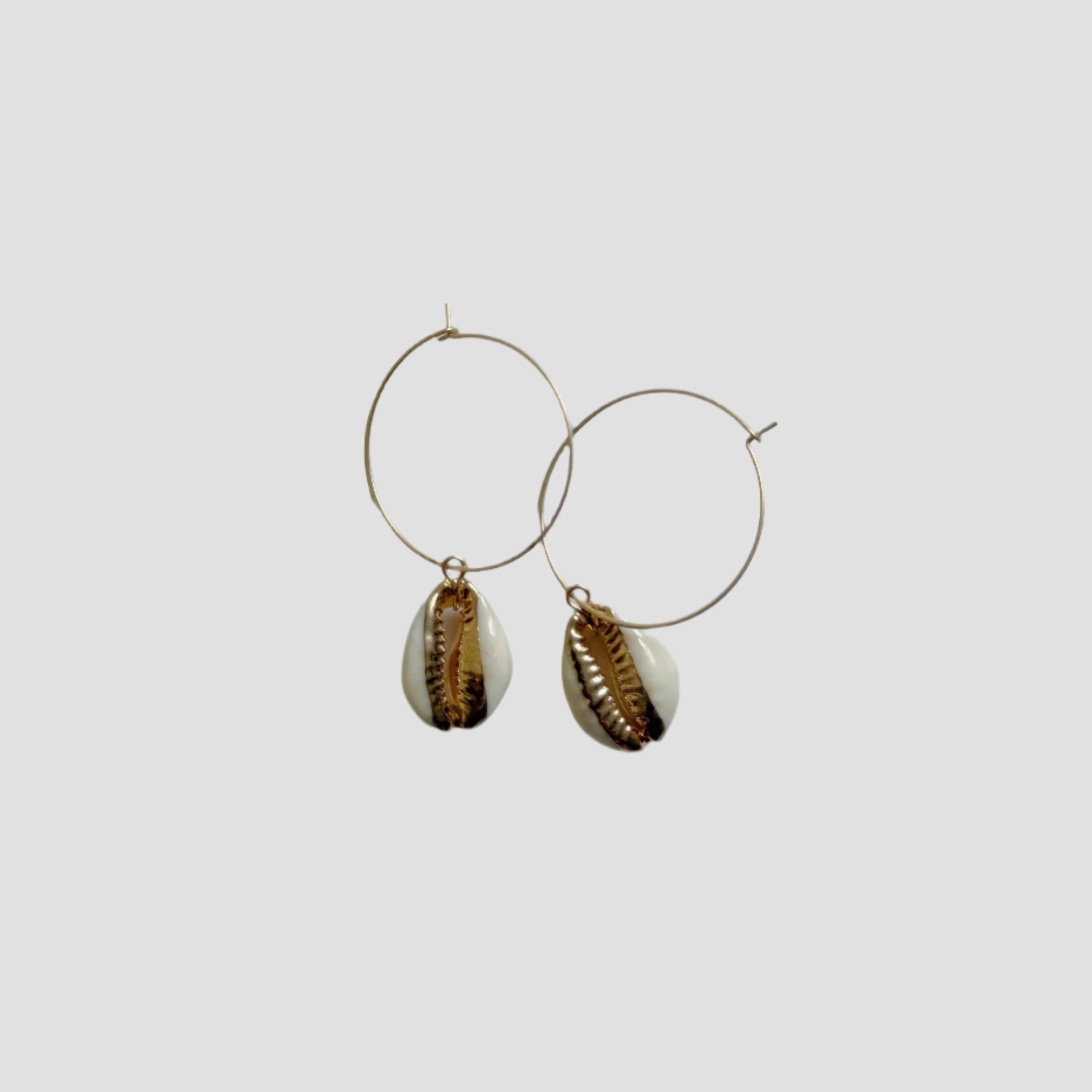 SHELLY EARRINGS