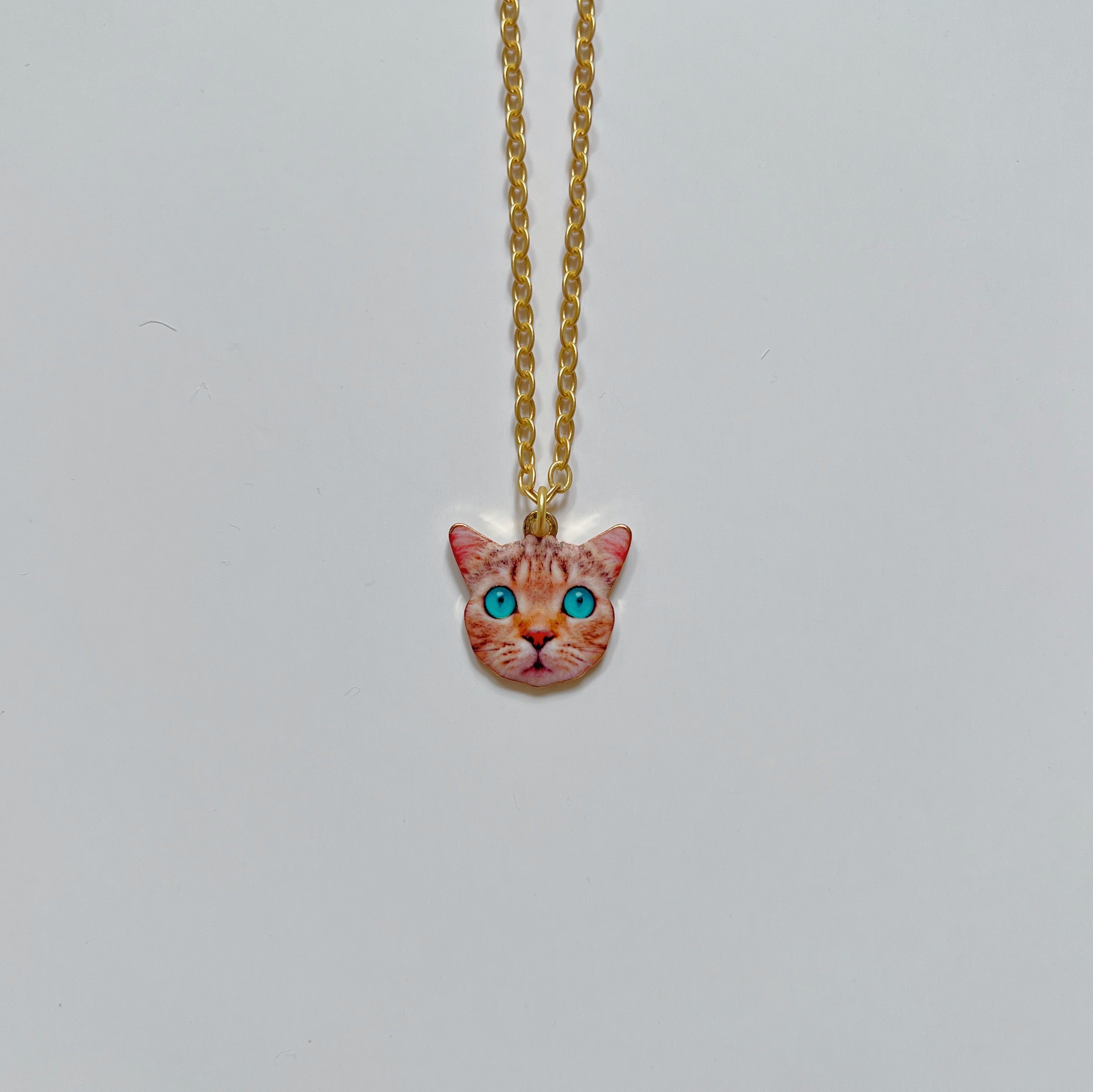 KITTY CAT PENDANT NECKLACE